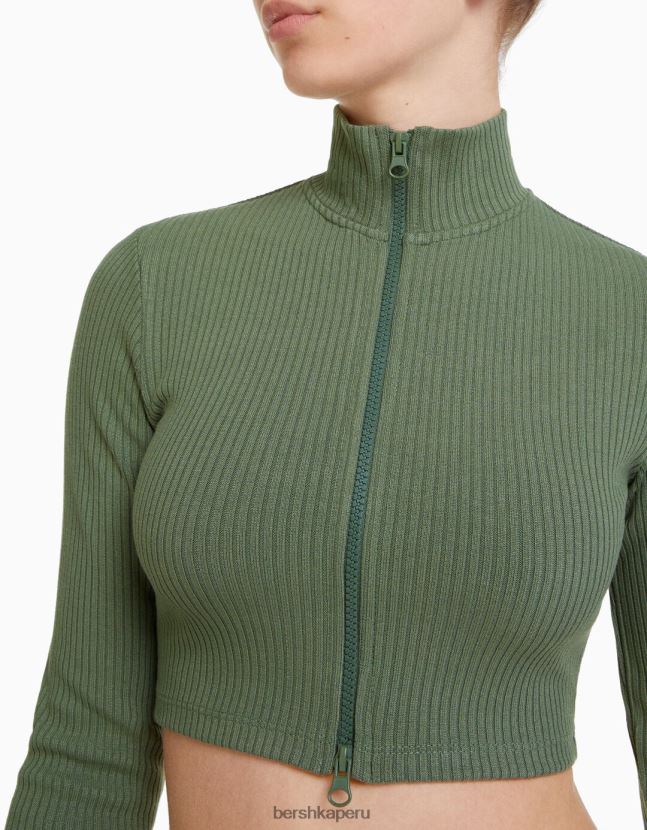 caqui Bershka mujer cárdigan corto con cuello alto y cremallera 806J6B961