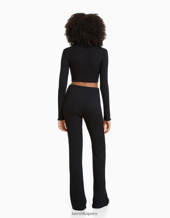 gris oscuro Bershka mujer cárdigan corto con cuello alto y cremallera 806J6B963