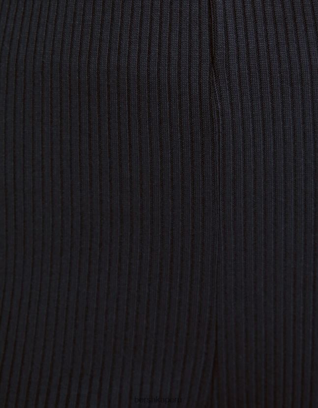 gris oscuro Bershka mujer cárdigan corto con cuello alto y cremallera 806J6B963