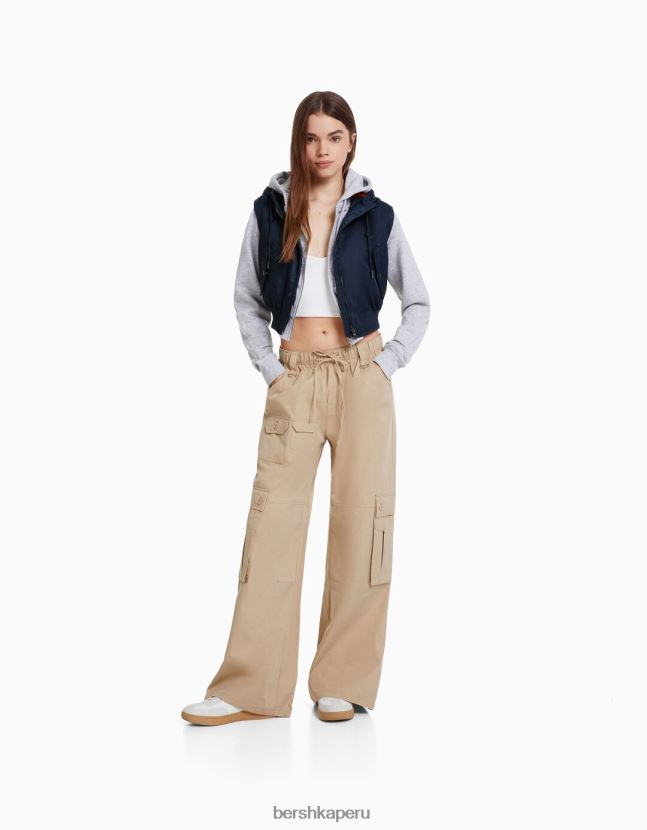 Armada Bershka mujer chaleco bomber corto con capucha 806J6B1171
