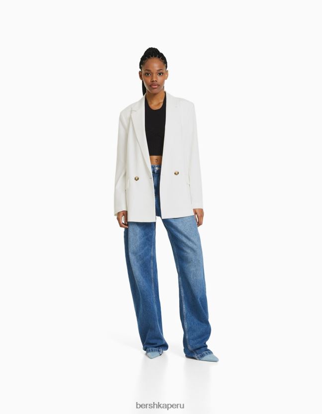 blanquecino Bershka mujer blazer de sastre regular fit con corte femenino y doble botonadura 806J6B1191