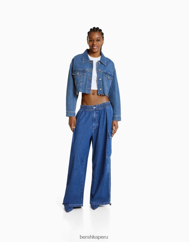 azul Bershka mujer chamarra de mezclilla corta 806J6B2021