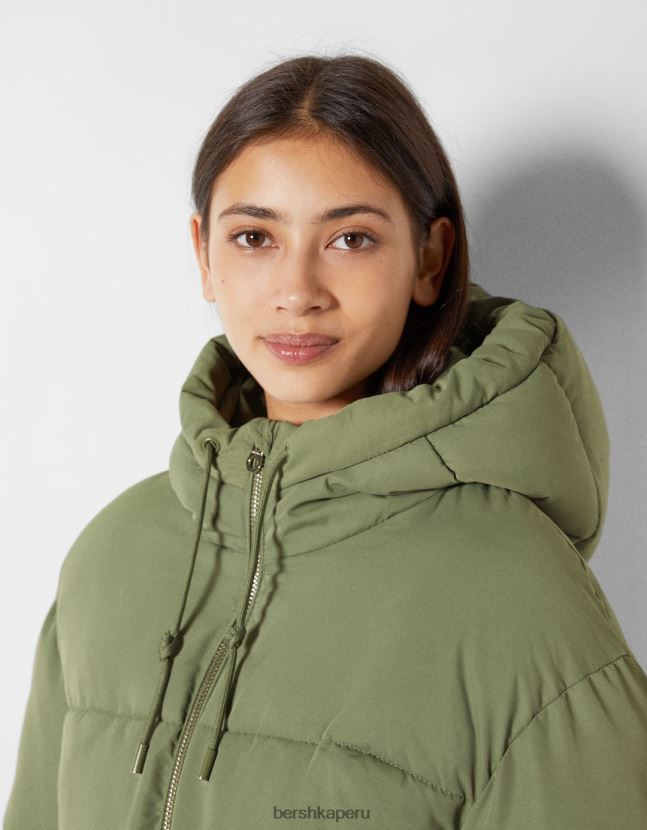 caqui Bershka mujer chamarra capitonada oversize con capucha 806J6B1130