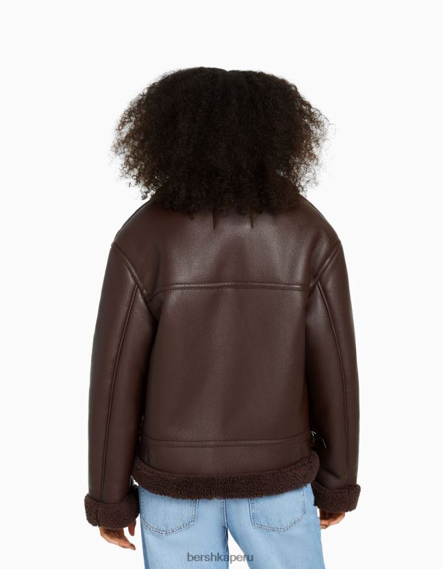 marrón Bershka mujer chaqueta biker de piel sintética con doble faz 806J6B1140