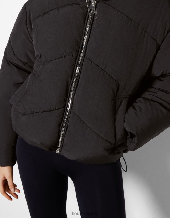 negro Bershka mujer chamarra acolchada oversize de nailon 806J6B1127