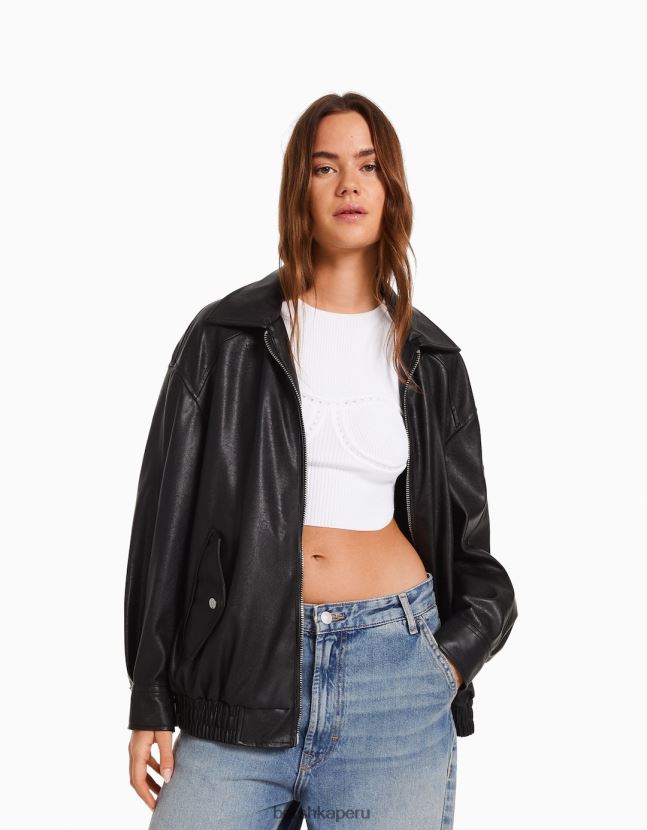 negro Bershka mujer chaqueta dad fit de piel sintética 806J6B1098