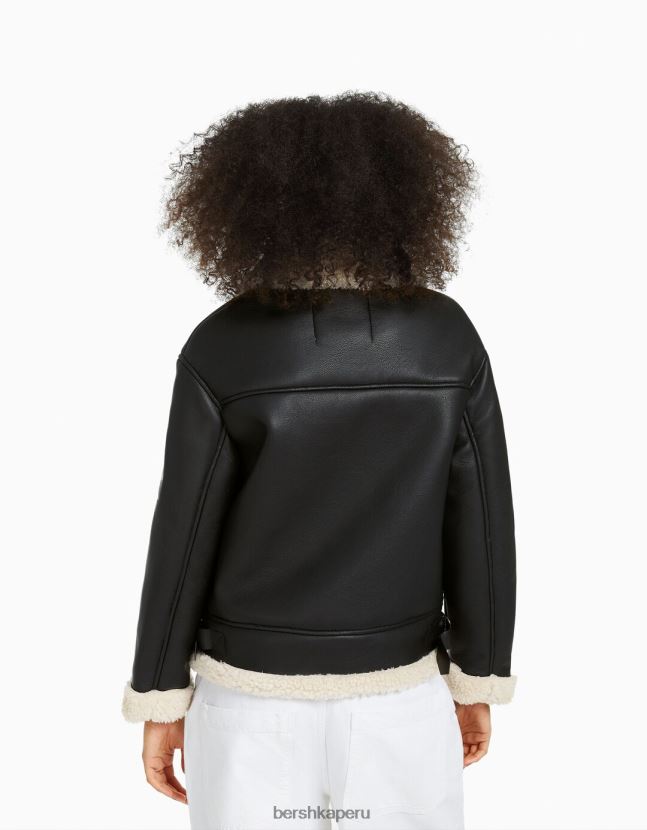 negro Bershka mujer chaqueta larga de piel sintética de doble faz 806J6B1141