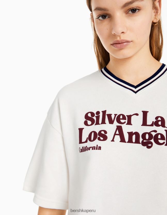 crema Bershka mujer sudadera de manga corta con cuello de pico y estampado 806J6B587