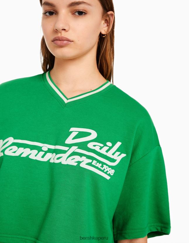 verde Bershka mujer sudadera de manga corta con cuello de pico y estampado 806J6B586