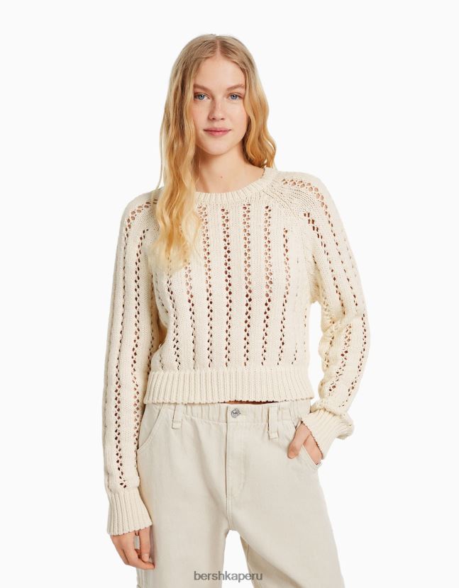 crema Bershka mujer suéter corto de punto abierto con cuello redondo 806J6B1047