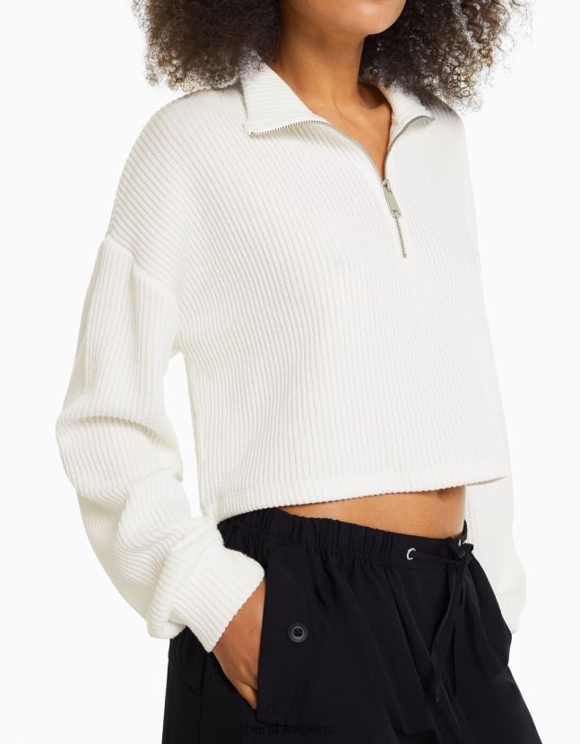 crema Bershka mujer suéter de punto con cuello alto y cremallera 806J6B1045