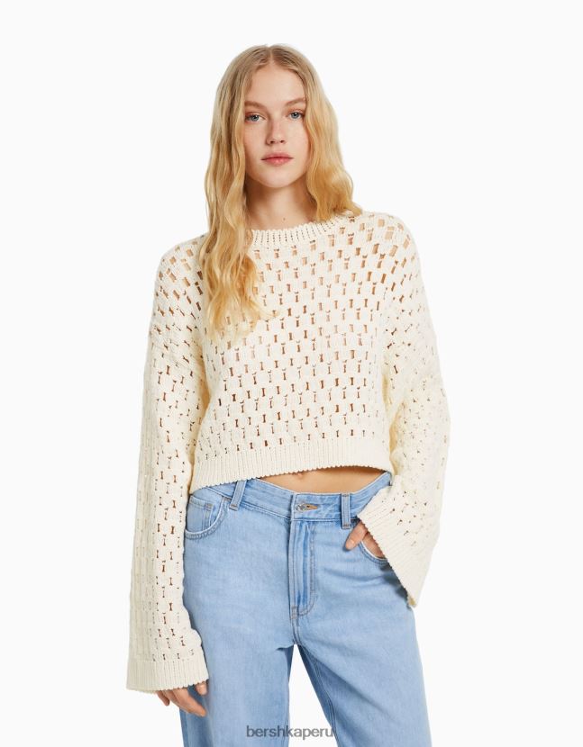 crema Bershka mujer suéter rústico de punto abierto con cuello redondo 806J6B996