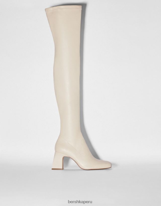 crudo Bershka mujer botas mosqueteras con tacón medio 806J6B2300