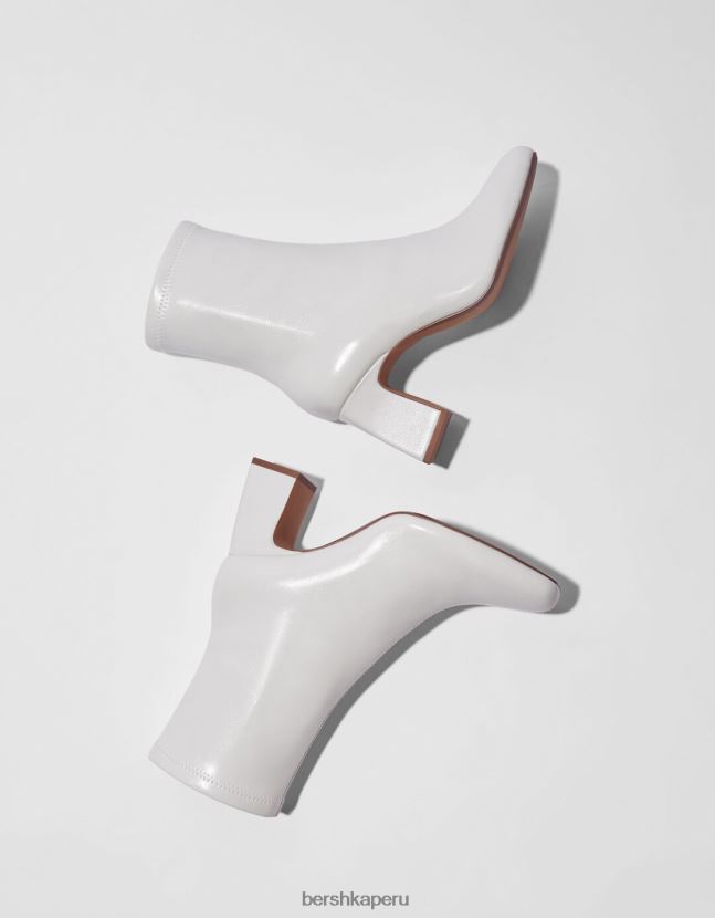 exclusivo Bershka mujer botines ajustados con tacón alto 806J6B2282