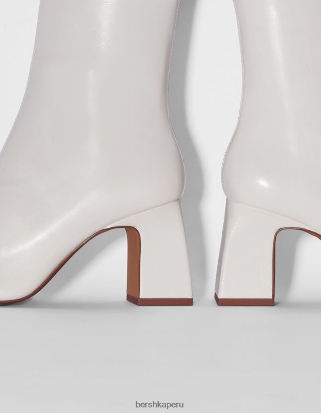 exclusivo Bershka mujer botines ajustados con tacón alto 806J6B2282