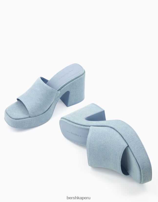 lavado azul Bershka mujer mules de mezclilla con plataforma 806J6B1965