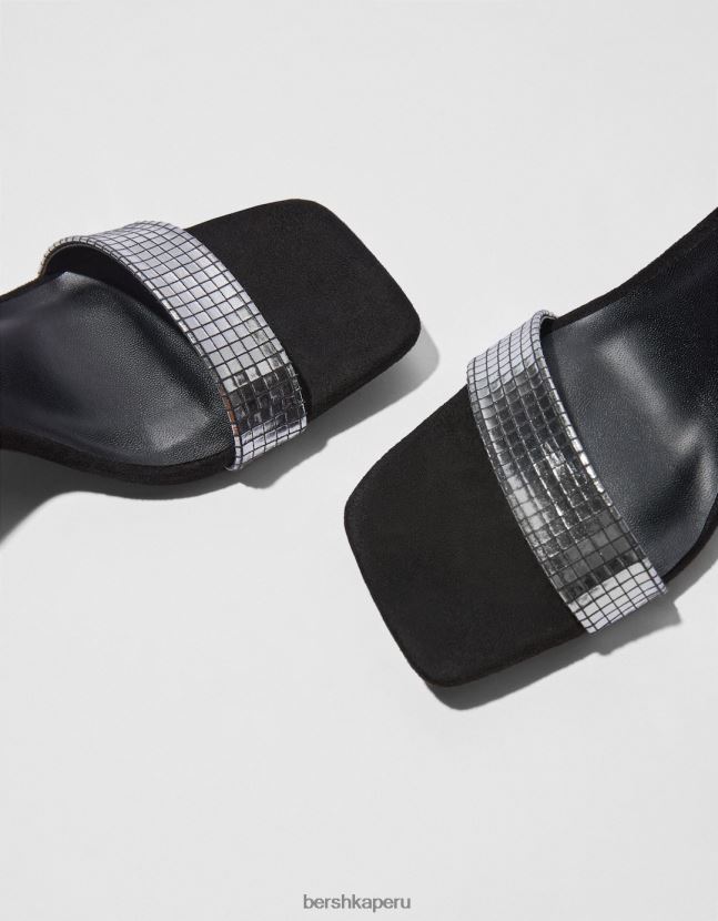 negro Bershka mujer sandalias de tacón con pulsera al tobillo y empeine metalizado 806J6B2194