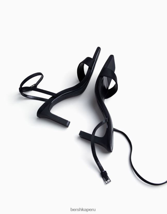 negro Bershka mujer sandalias de tiras con tiras en el tobillo 806J6B2022