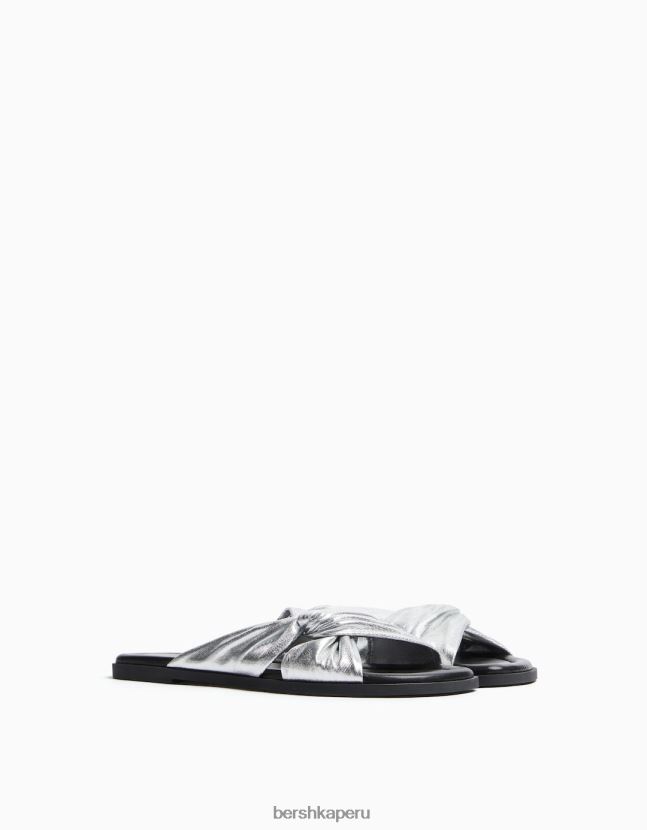 exclusivo Bershka mujer sandalias planas con detalle de nudo metalizado 806J6B2216