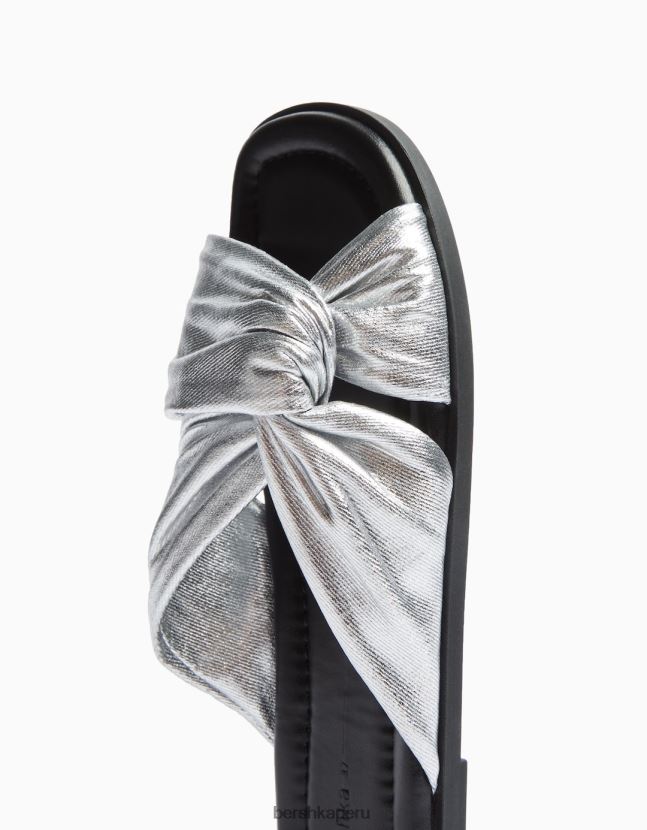 exclusivo Bershka mujer sandalias planas con detalle de nudo metalizado 806J6B2216