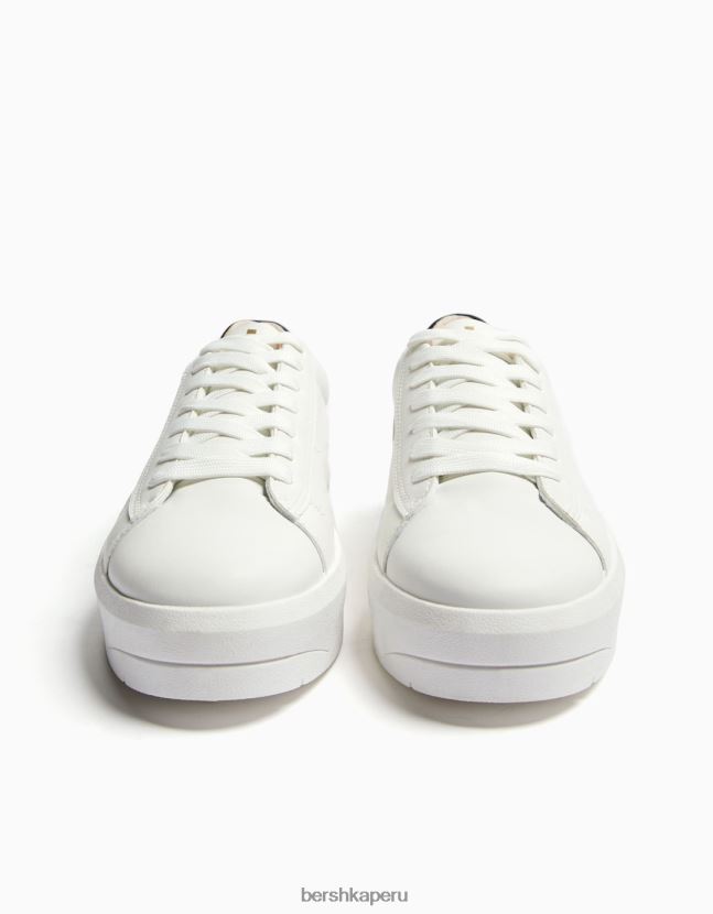 blanco Bershka mujer zapatillas deportivas con plataforma y detalle de tacón de color 806J6B2127