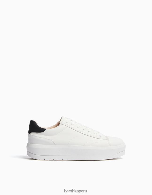 blanco Bershka mujer zapatillas deportivas con plataforma y detalle de tacón de color 806J6B2127
