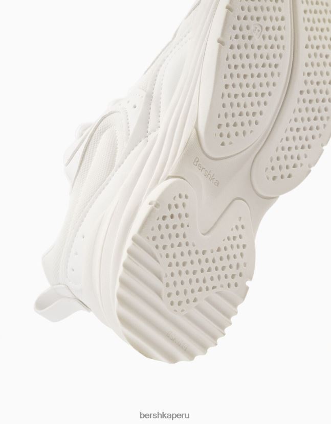 blanco Bershka mujer zapatillas en contraste con detalle de malla 806J6B2046