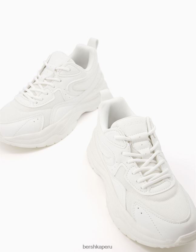 blanco Bershka mujer zapatillas en contraste con detalle de malla 806J6B2046
