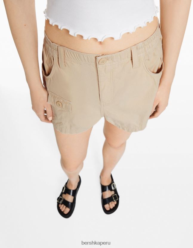arena Bershka unisexo bermudas multi cargo de algodón 806J6B4039