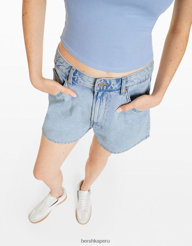 azul claro Bershka unisexo shorts de mezclilla mom fit 806J6B4017