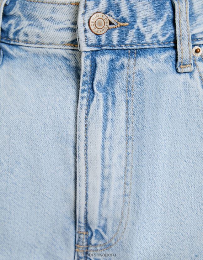 azul claro Bershka unisexo shorts de mezclilla mom fit 806J6B4017