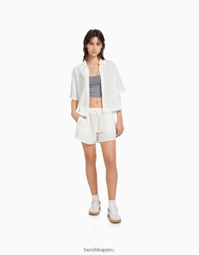 blanquecino Bershka unisexo shorts rústicos con elástico fruncido 806J6B4031