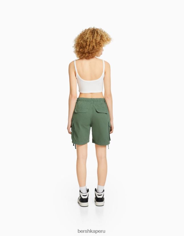 caqui Bershka unisexo bermudas cargo de algodón con tirantes 806J6B4024