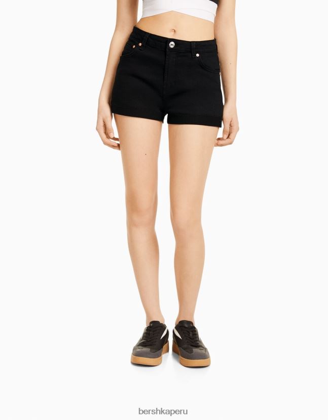 negro Bershka unisexo shorts de sarga confort con dobladillos vueltos 806J6B4029