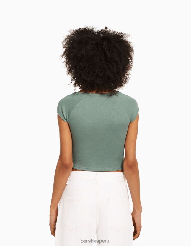 caqui Bershka unisexo camiseta corta ajustada con cuello en V y manga raglán 806J6B3814