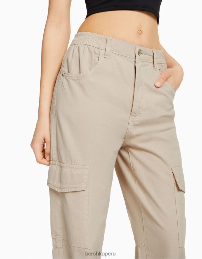 arena Bershka unisexo joggers de algodón con cintura fruncida y bolsillos 806J6B3891