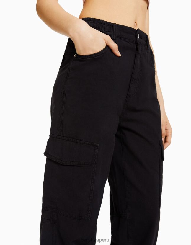 negro Bershka unisexo joggers de algodón con cintura fruncida y bolsillos 806J6B3890