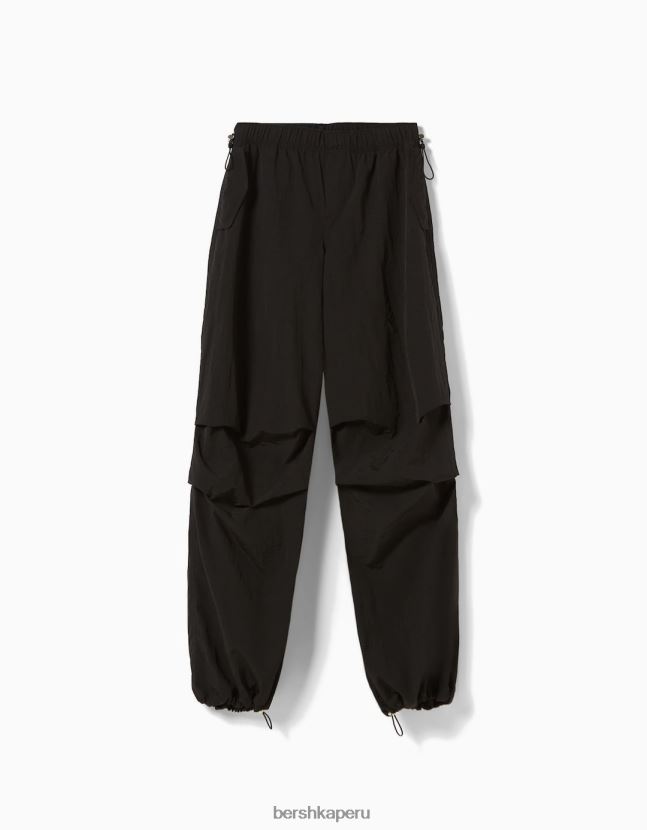 negro Bershka unisexo joggers de paracaídas de nailon 806J6B3884