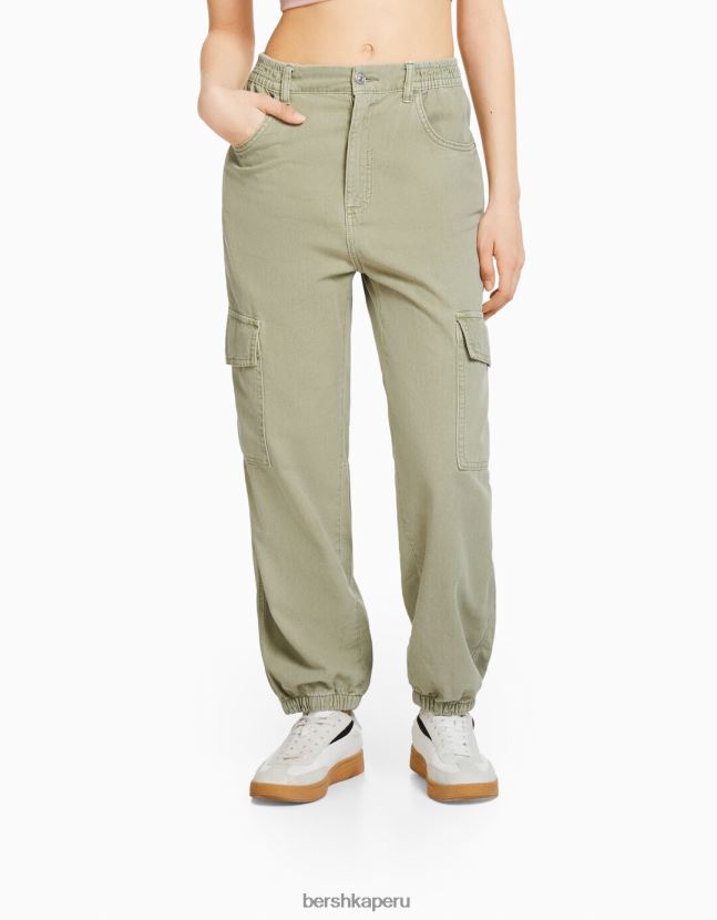 verde Bershka unisexo joggers de algodón con cintura fruncida y bolsillos 806J6B3892