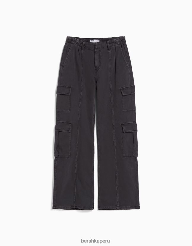 gris oscuro Bershka unisexo jeans cargo con pernera ancha y múltiples bolsillos 806J6B4001