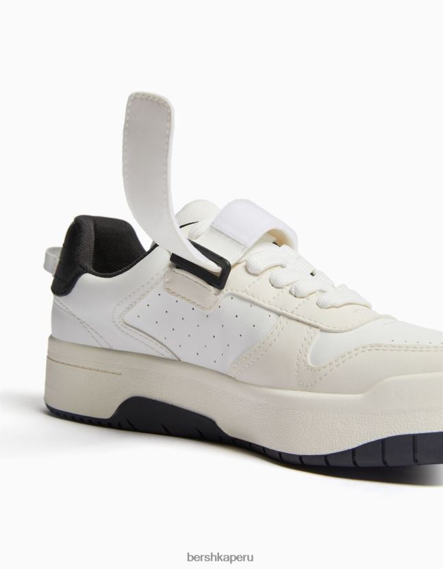 blanco Bershka unisexo zapatillas brogue con detalle de correa 806J6B4195